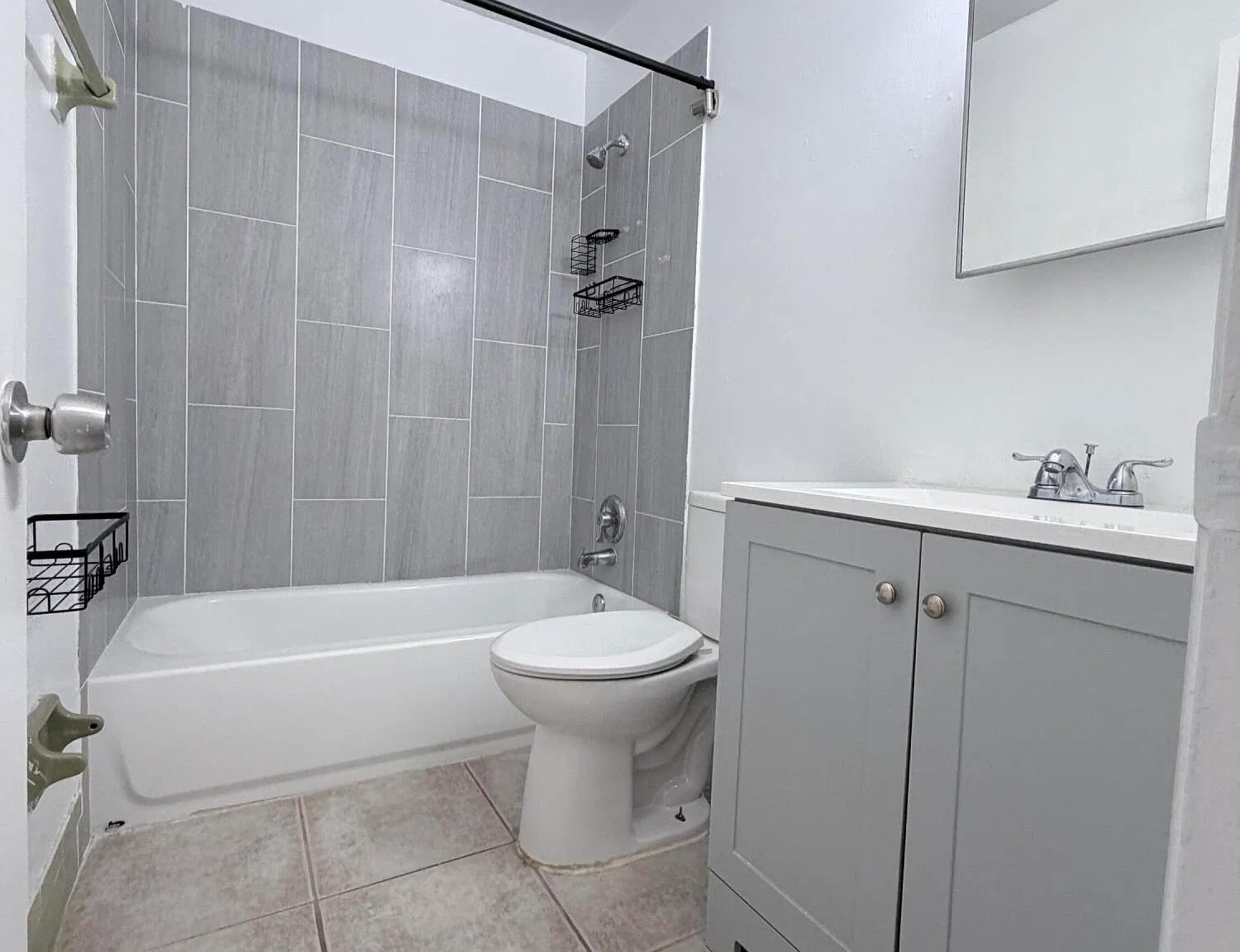 2 bed, 1.5 bath, 873 sqft, $2,100 — Photo 4