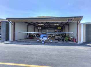 208 Flightline Rd, Lago Vista, TX 78645