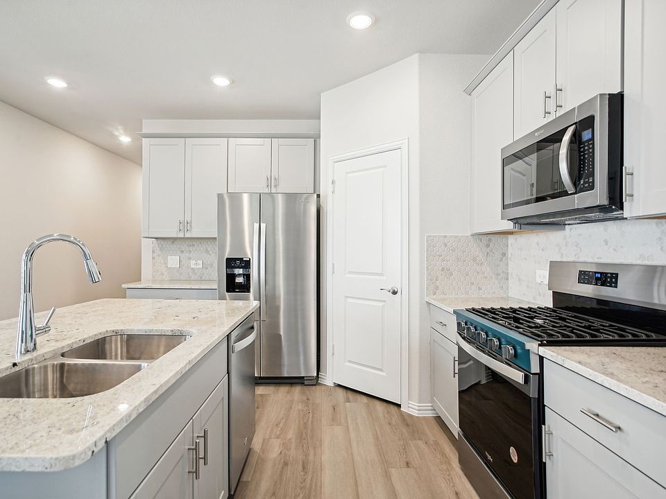 1st image of 706 Caraway Dr