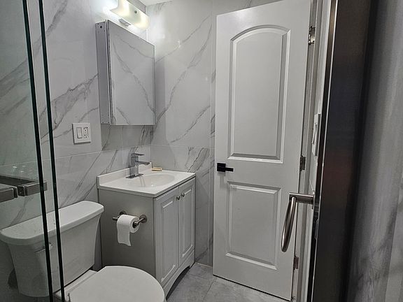 3rd image of 5974 Fresh Pond Rd Floor 1