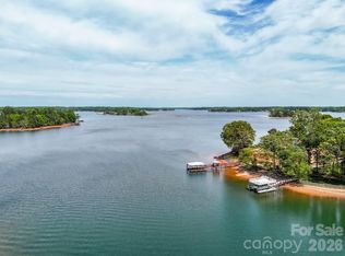 2862 Cherry Ln, Denver, NC 28037