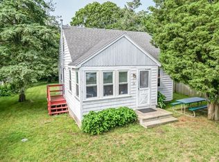 12 Bluepoint Rd, Fairhaven, MA 02719