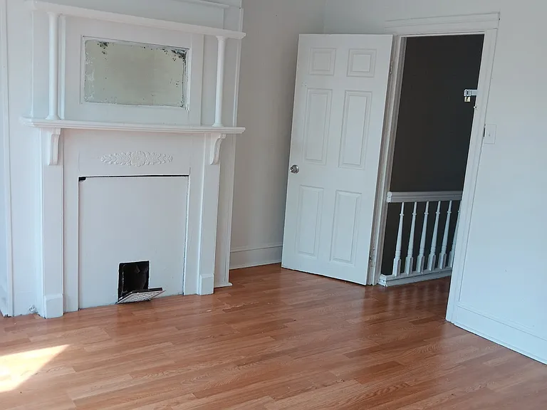 332 N Horton St — Photo 23