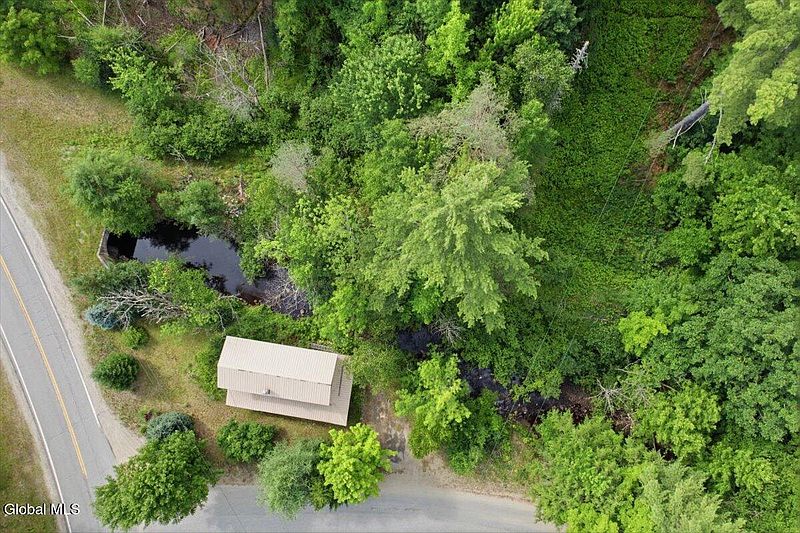 2nd image of 1 Garnet Lake Road