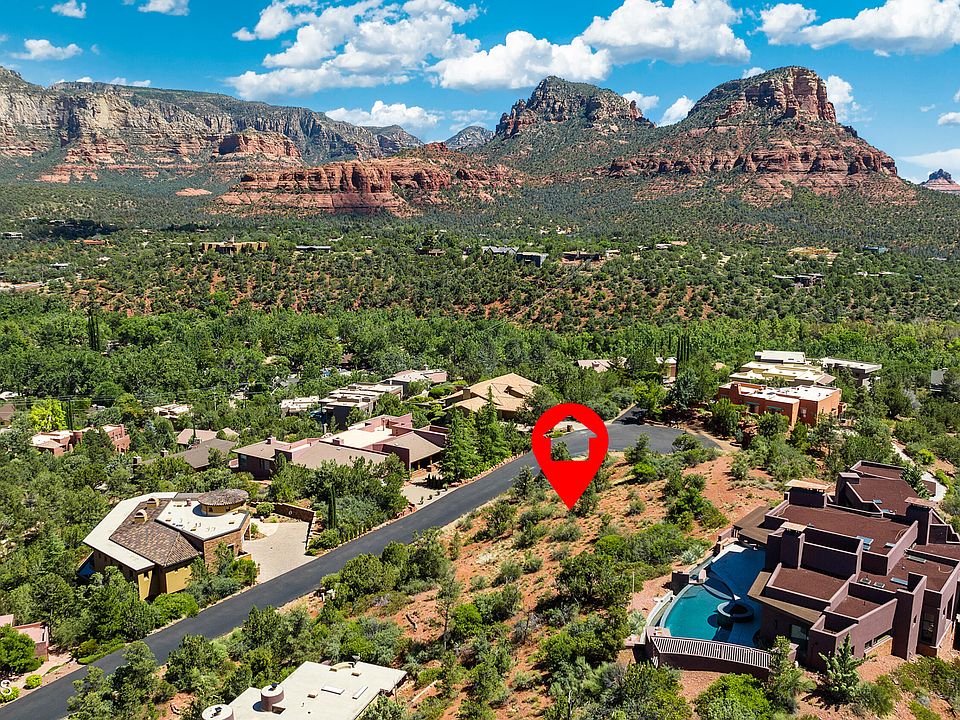 1st image of 920 N Palisades Drive