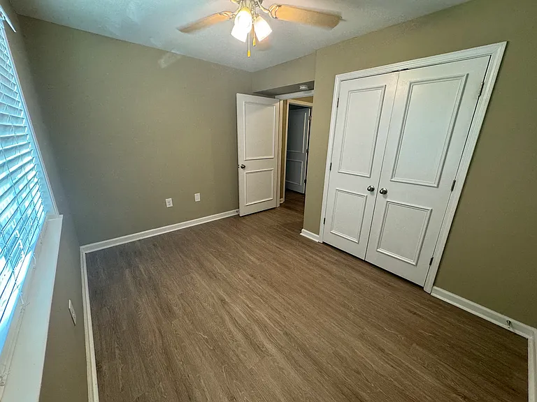 411 Baldwin Rd #303 — Photo 12