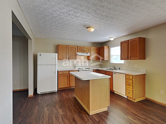 3rd image of 2915 Hau Dr