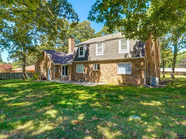 612 E Glendale St — Photo 38