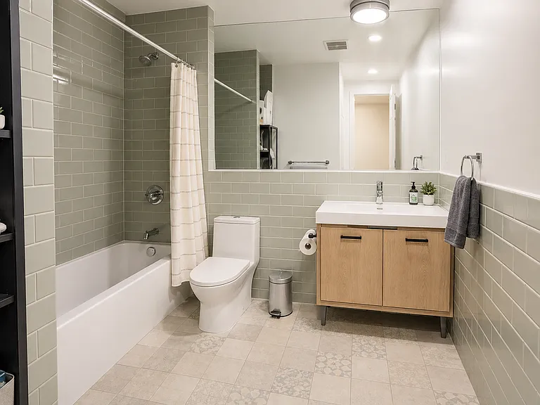 249 Cooper St #2 — Photo 10