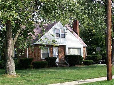 1st image of 600 Longfellow Dr