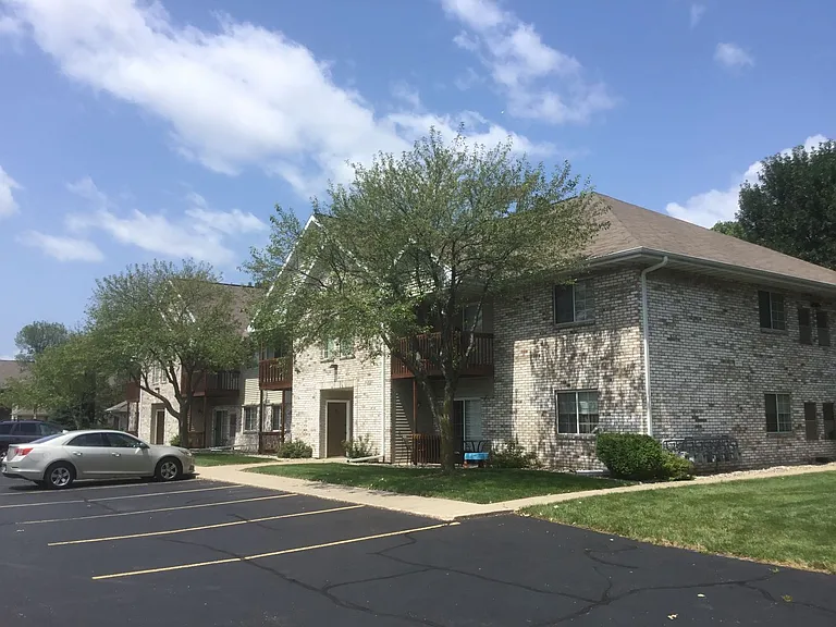 Parkview — Photo 1