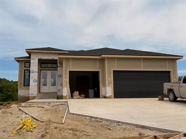 1959 E Autumn Trail Cir, Polk City, IA 50226