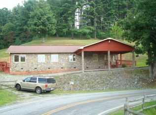 2314 Piney Creek School Rd, Piney Creek, NC 28663