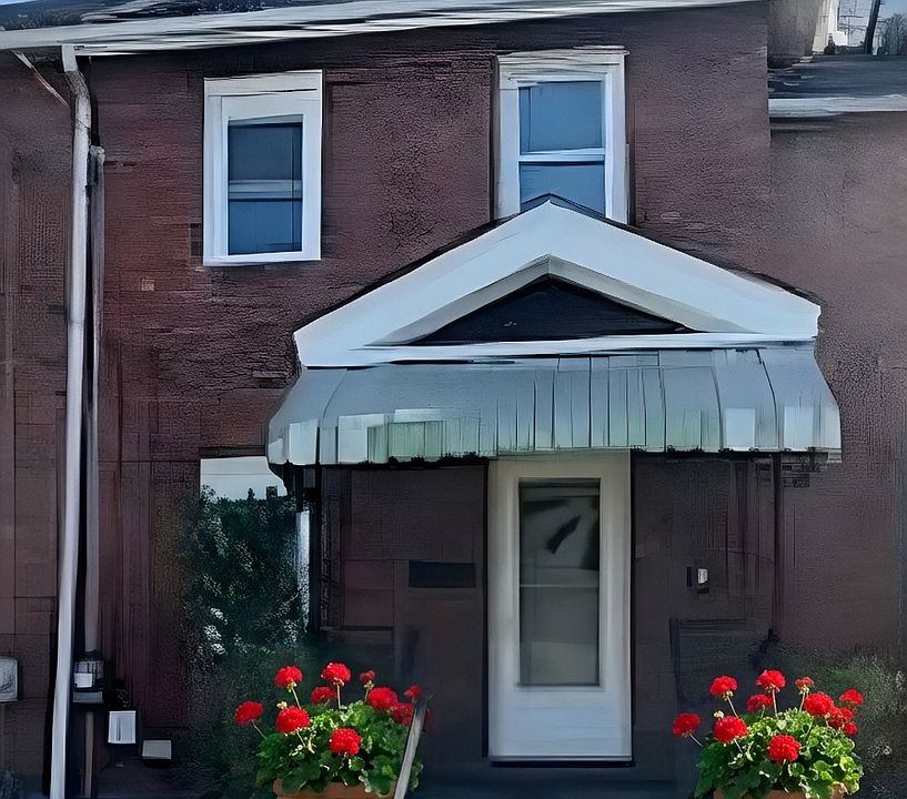 1st image of 874 Vankirk St