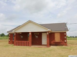 363 Ready Section Rd, Hazel Green, AL 35750