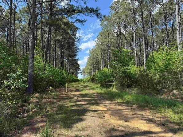 Taylor Mill Rd, Emporia, VA 23847