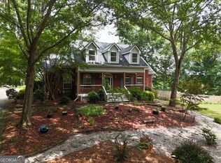 4922 Rabbit Farm Rd, Loganville, GA 30052