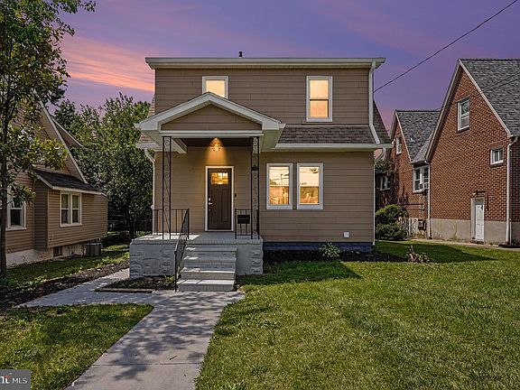 2nd image of 4207 Mary Ave