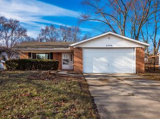 2746 Parlin Dr, Grove City, OH 43123