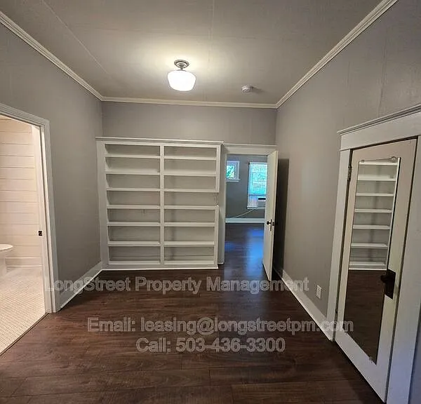 117 NW 11th St — Photo 2