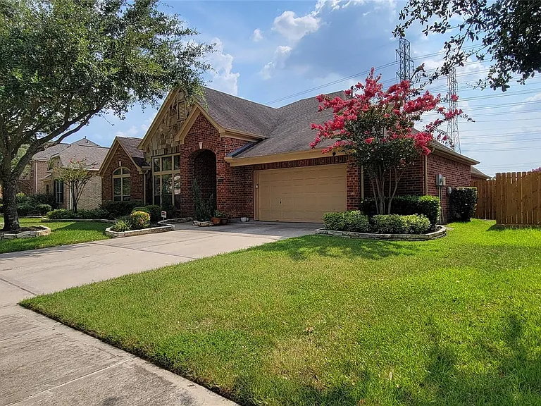 9611 Moonstone Mist Ln — Photo 2