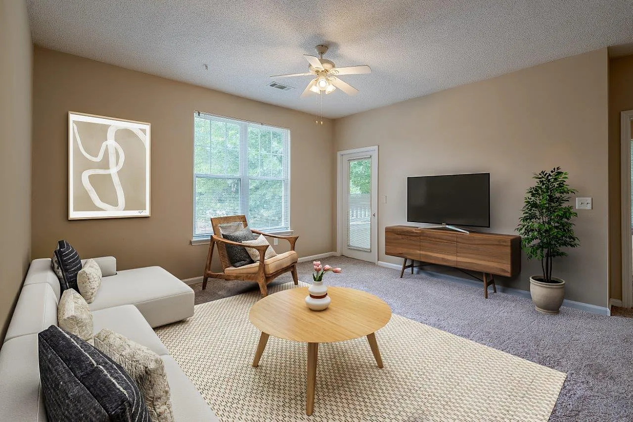 Heather Park Apartment Homes — Photo 4