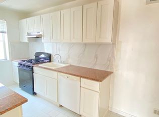 1818 67th St #2, Brooklyn, NY 11204