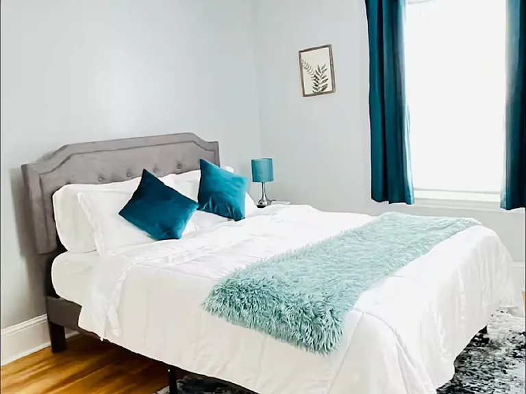 6 Sheltra Ave — Photo 5