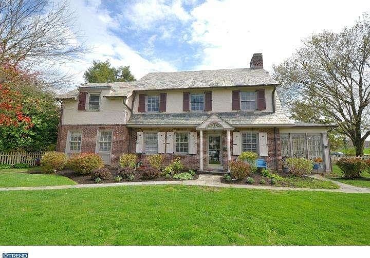 1st image of 3129 W Queen Ln