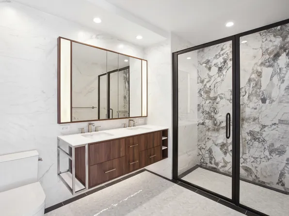 115 East 55th Street image 9 of 18