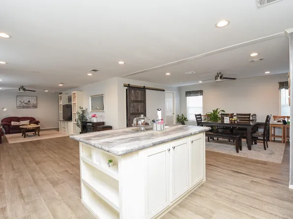 700 Road 5505, Cleveland, TX 77327