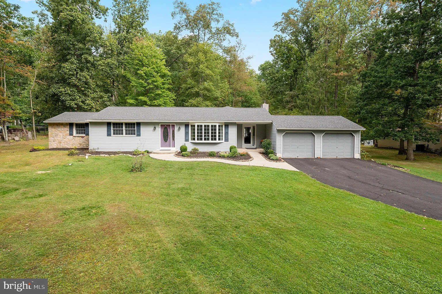 1710 Joanne Dr photo 1
