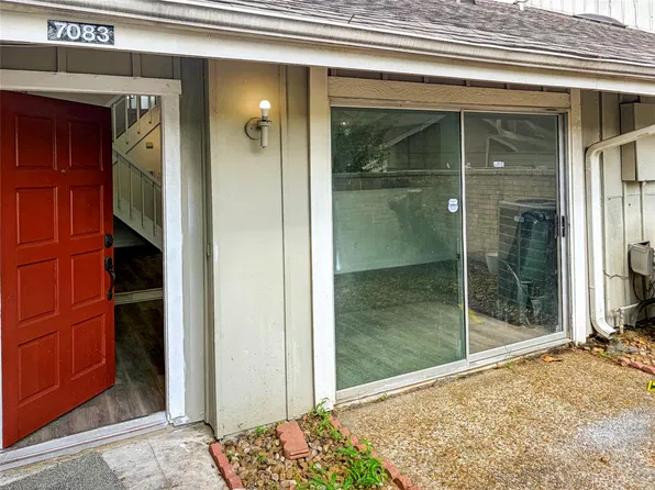 7083 Greenway Chase St, Houston, TX 77072