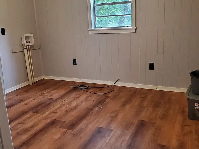 803 Woodard St — Photo 17