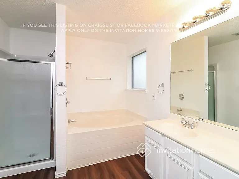 944 Carlin Ln — Photo 13