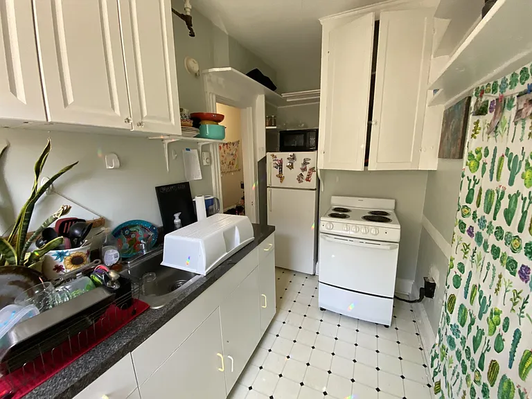 55 Park Dr #8 — Photo 4