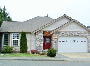 210 Woodfield Dr, Lynden, WA 98264