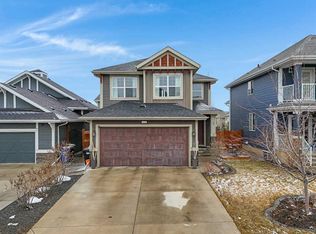 173 SW Auburn Sound Close SE, Calgary, AB T3M 2G4