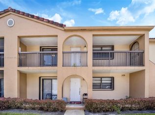 18220 Mediterranean Blvd #6-18, Hialeah, FL 33015