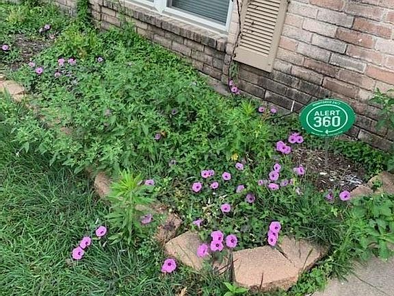 Front landscaping