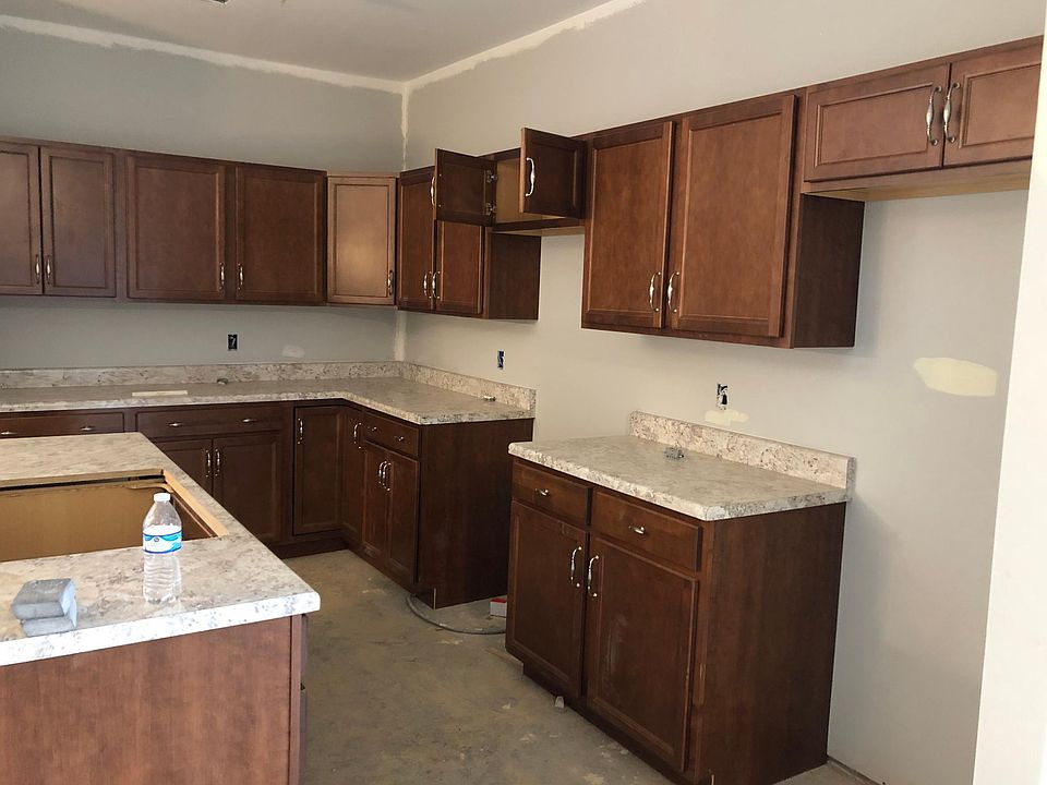 2nd image of 1051 Wedgewood Dr