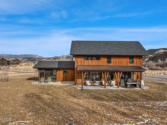 5th image of 580 Hunters View Ln