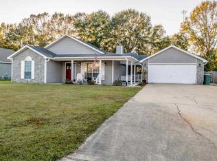 2407 La Lar Ln, Pensacola, FL 32534