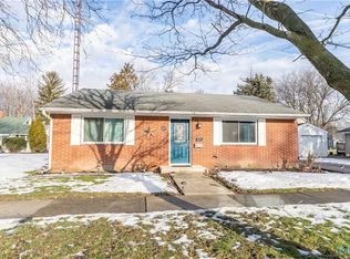 209 W 7th St, Perrysburg, OH