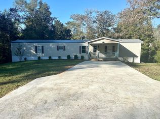 31 Walter Penton Rd, Carriere, MS 39426