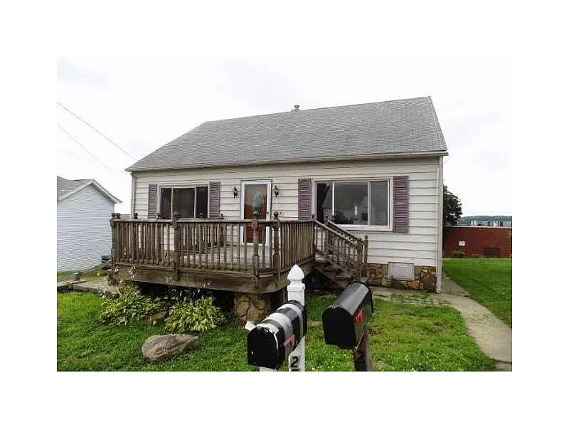 2519 Vancouver St photo 1