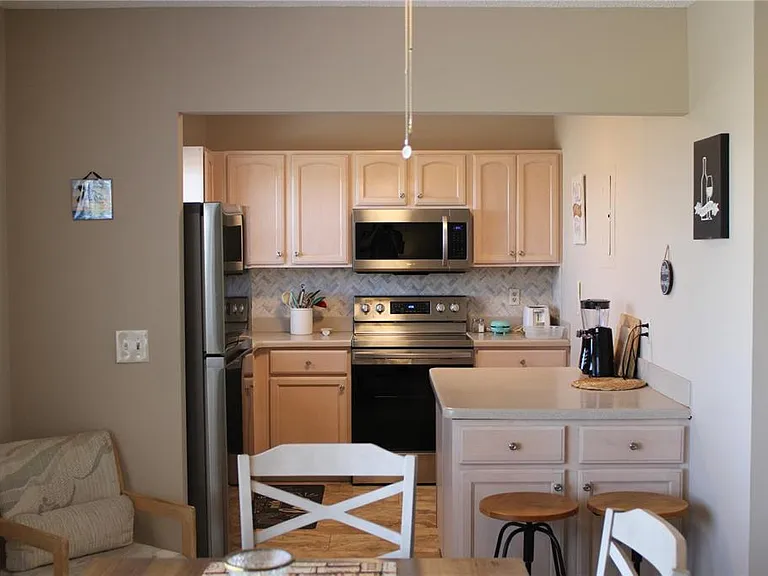 4460 Ironwood Cir #501A — Photo 2