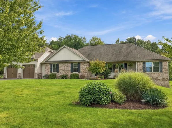 120 Cider Mill Rd, Mertztown, PA 19539