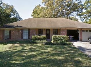 6055 Navajo Trl, Beaumont, TX 77708