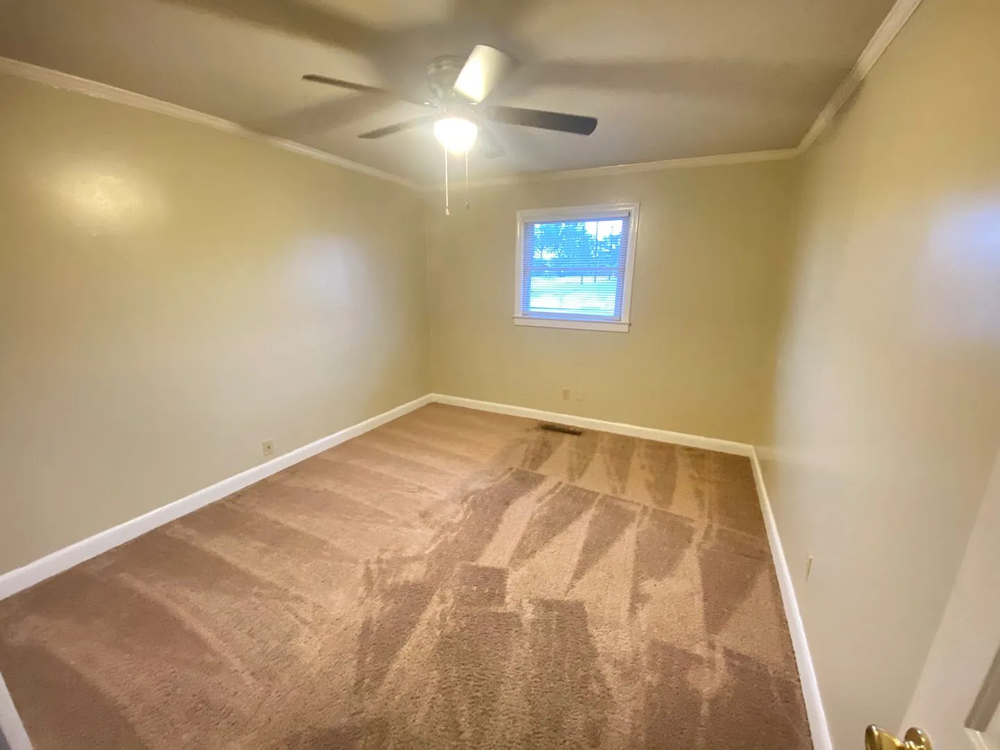 1bed/1ba duplex downtown Landis very Nice condition — Photo 3